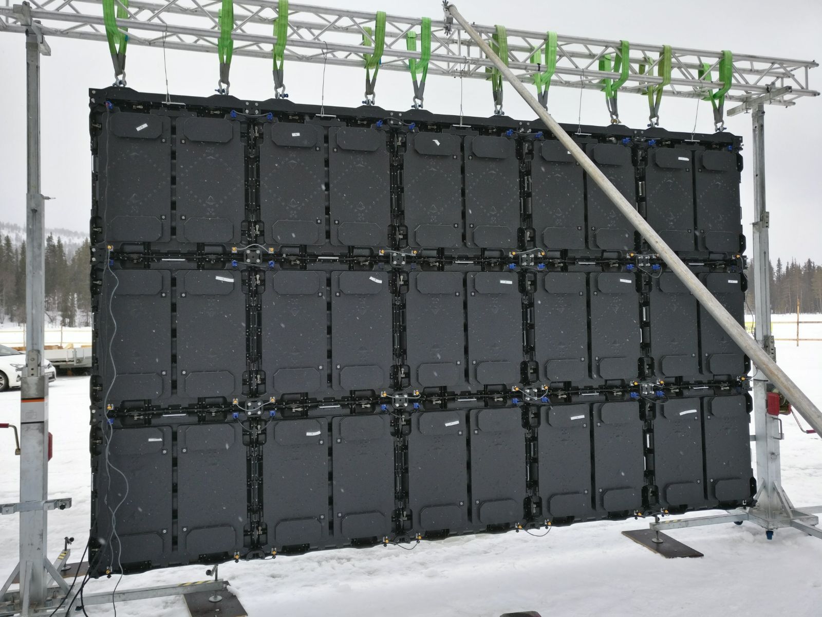 幕牆LED透明屏幕哪些公司在做